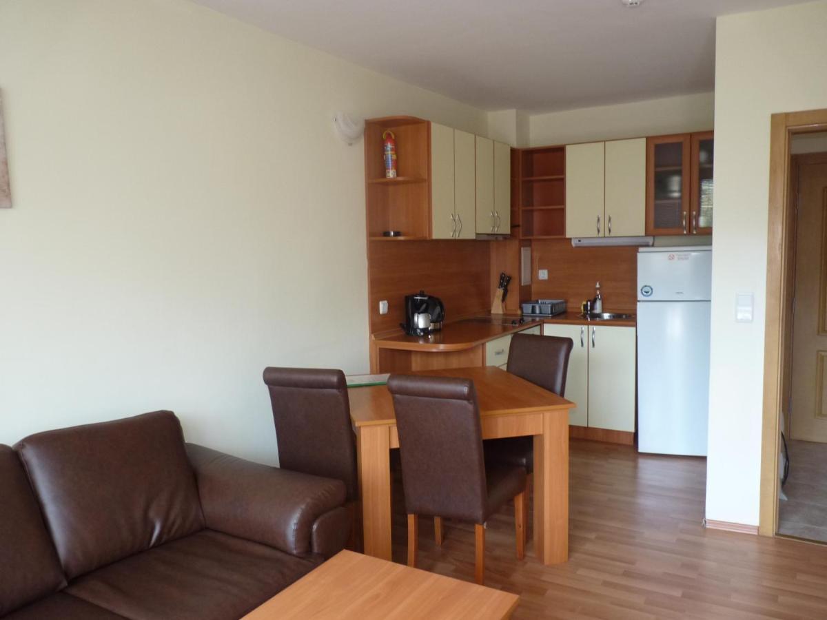 Sa Services Private Apartments, Eagle Rock Complex Beli Iszkar Kültér fotó