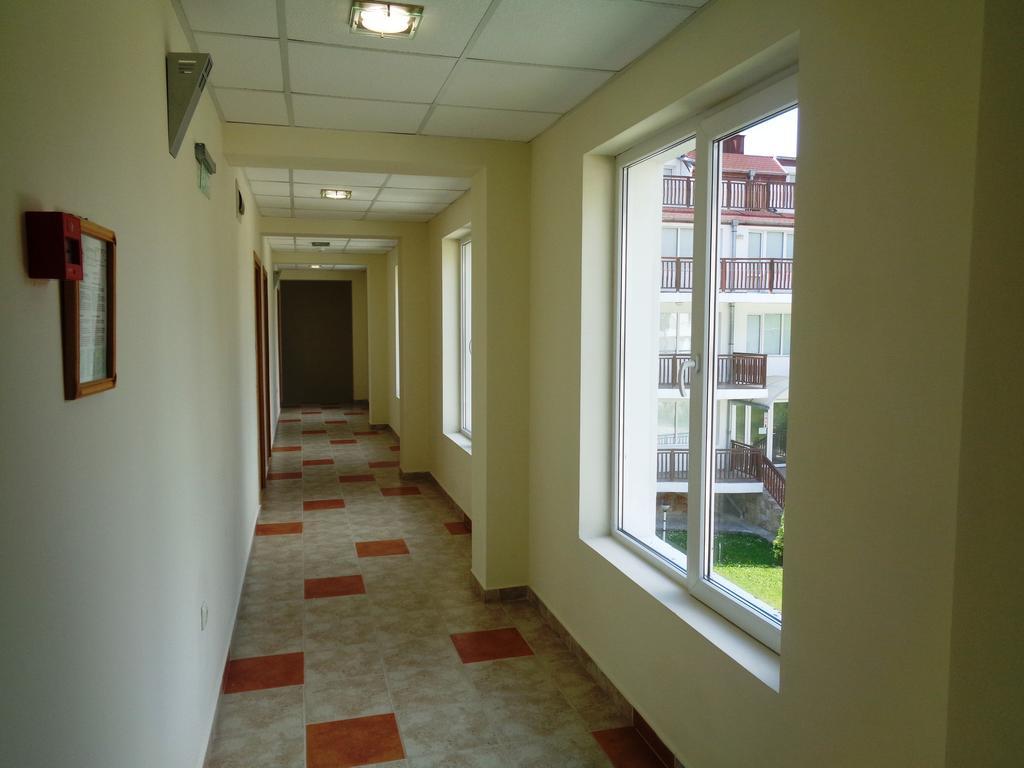 Sa Services Private Apartments, Eagle Rock Complex Beli Iszkar Kültér fotó